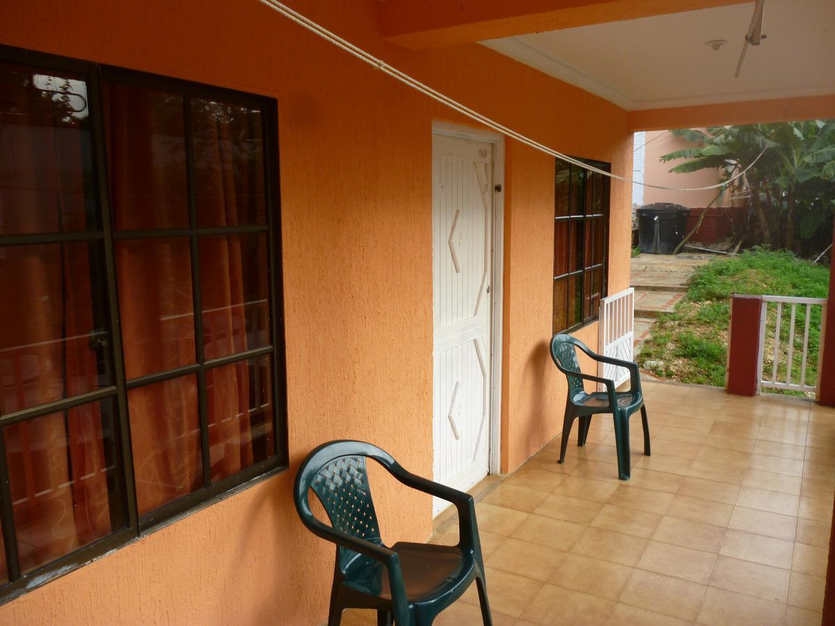Posada Nativa Miss Casira San Andrés 外观 照片